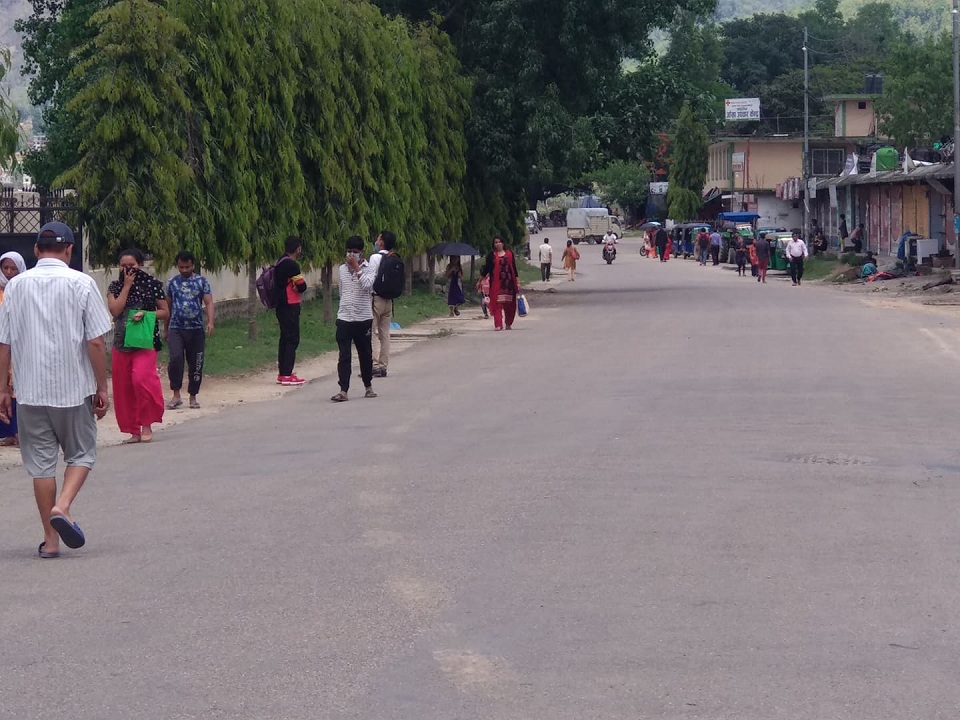 सिन्धुलीमा जनस्तरबाटै ल’कडाउन उ’ल्लंघन