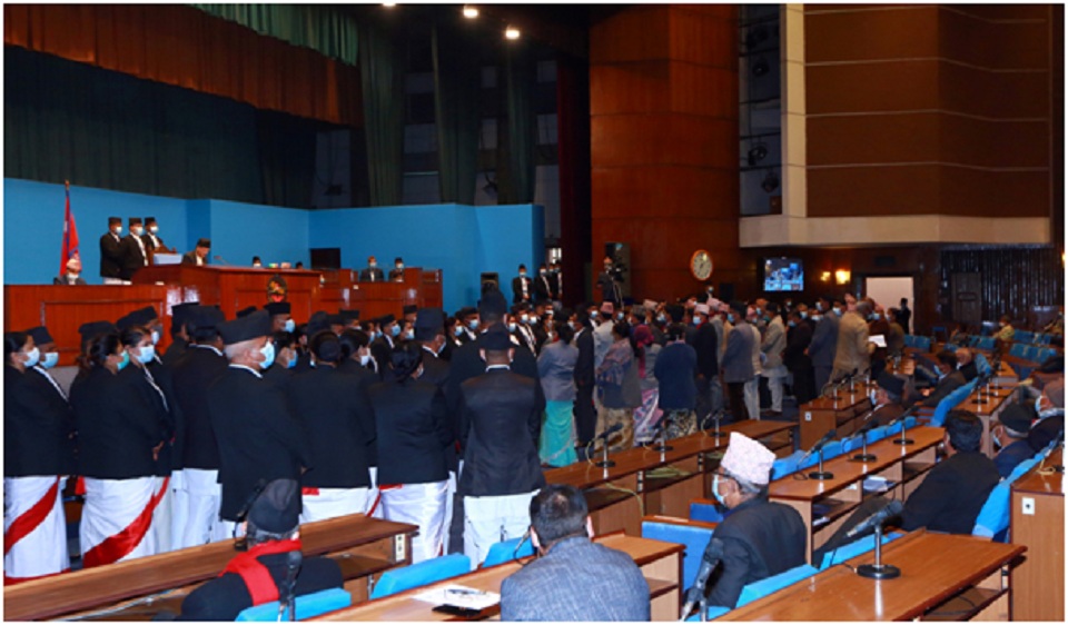 नजिकिँदै सभामुख, टाढिँदै प्रतिपक्ष